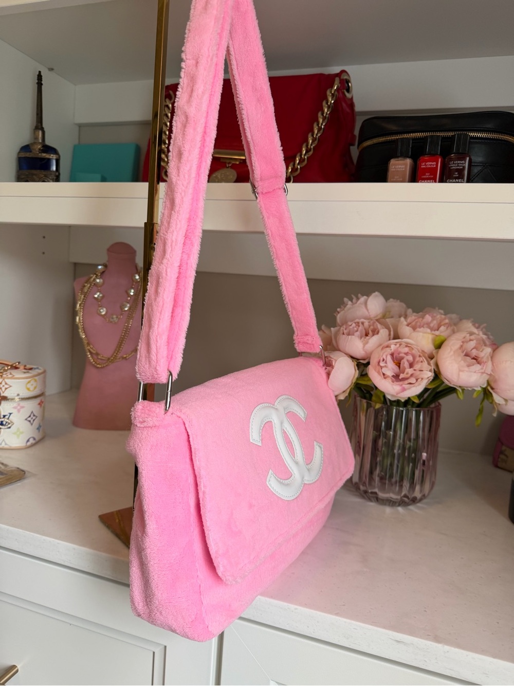 Made for Chanel Precision ~  Pink Plush Shoulder Bag with White CC Logo - Picture 5 of 16